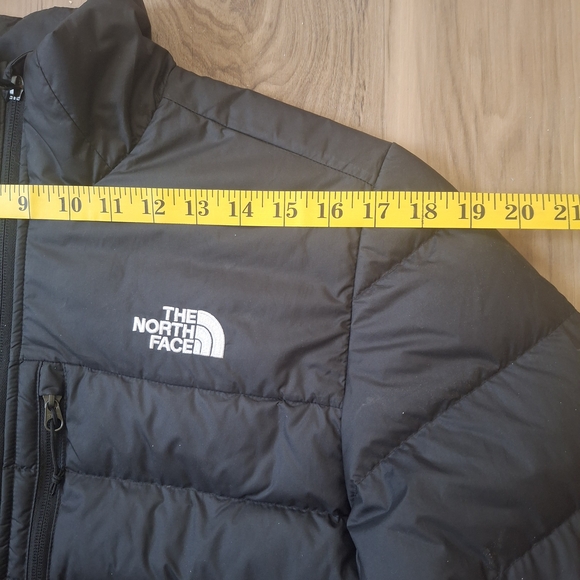The North Face Aconcagua insulated winter jacket Size: S/Color: Black - Picture 5 of 11